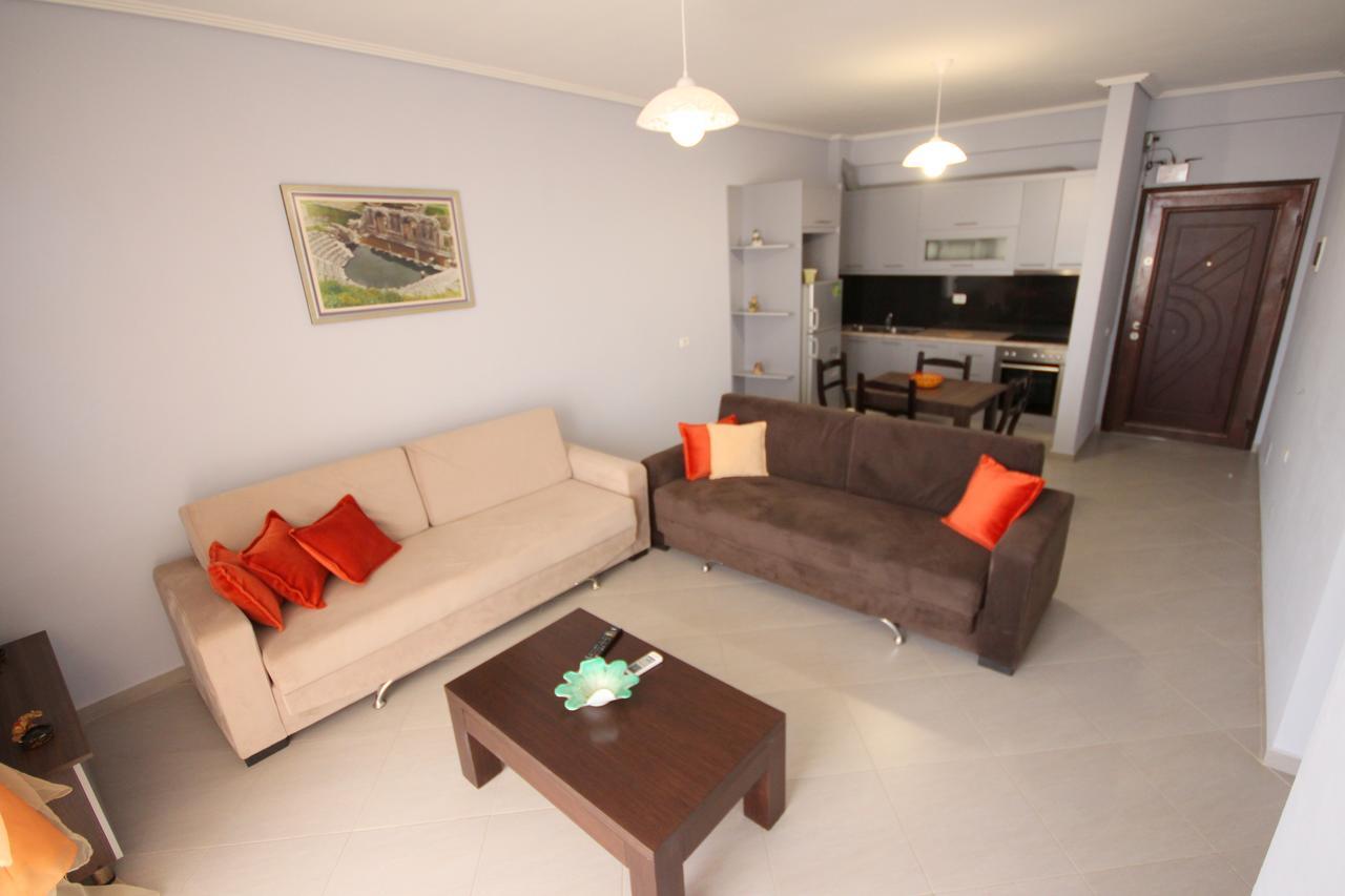 Ideal Holiday Apartments Sarande Bagian luar foto